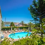 Marina Palace Kro Alaçatı