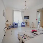 Marina Palace אורחן אלאקאטי