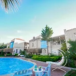 Marina Palace Kro