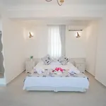 Kro Marina Palace