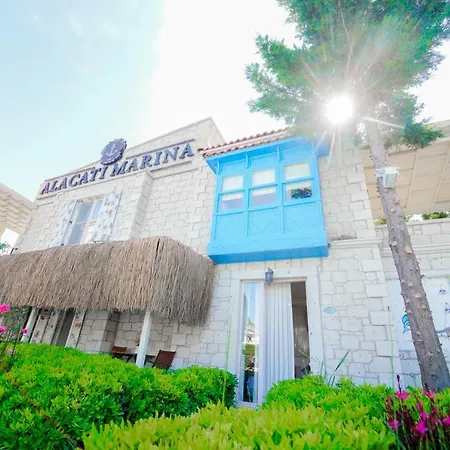 Marina Palace Πανδοχείο 2*