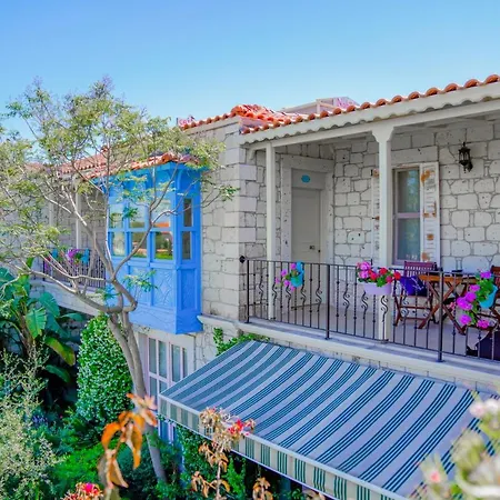 Πανδοχείο Marina Palace Αλακάτι
