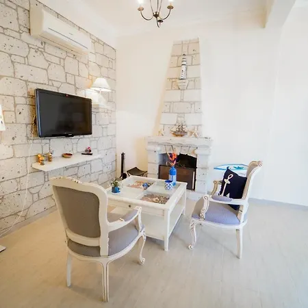 Πανδοχείο Marina Palace