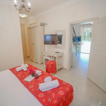 Marina Palace Мини-отель 2*