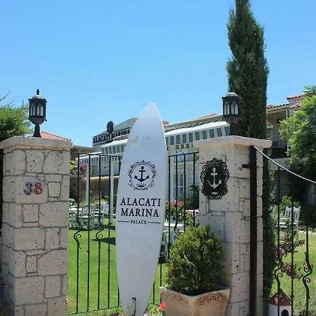 Πανδοχείο Marina Palace
