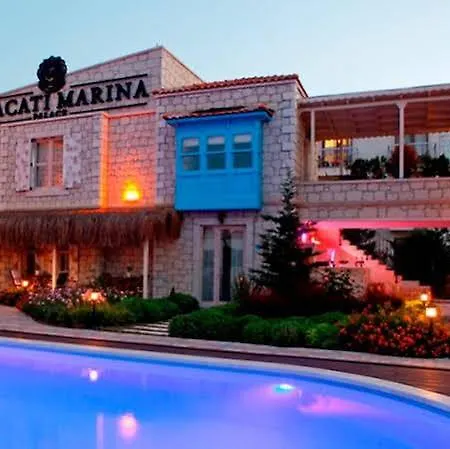 Marina Palace Алачати
