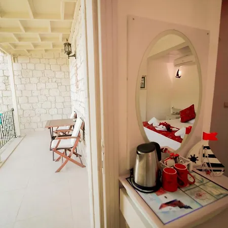 Marina Palace 2* Alaçatı