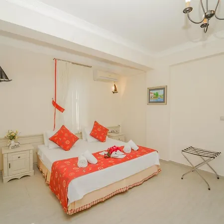 Marina Palace Alaçatı