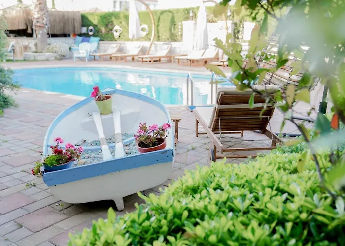 Marina Palace Han/Misafirhane 2*